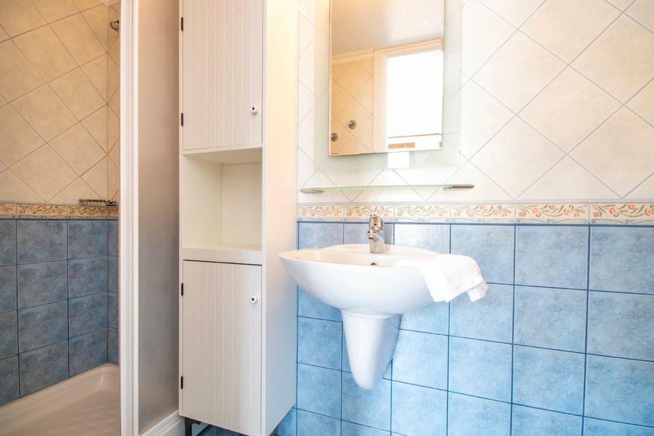 Galanis Guest house Symi