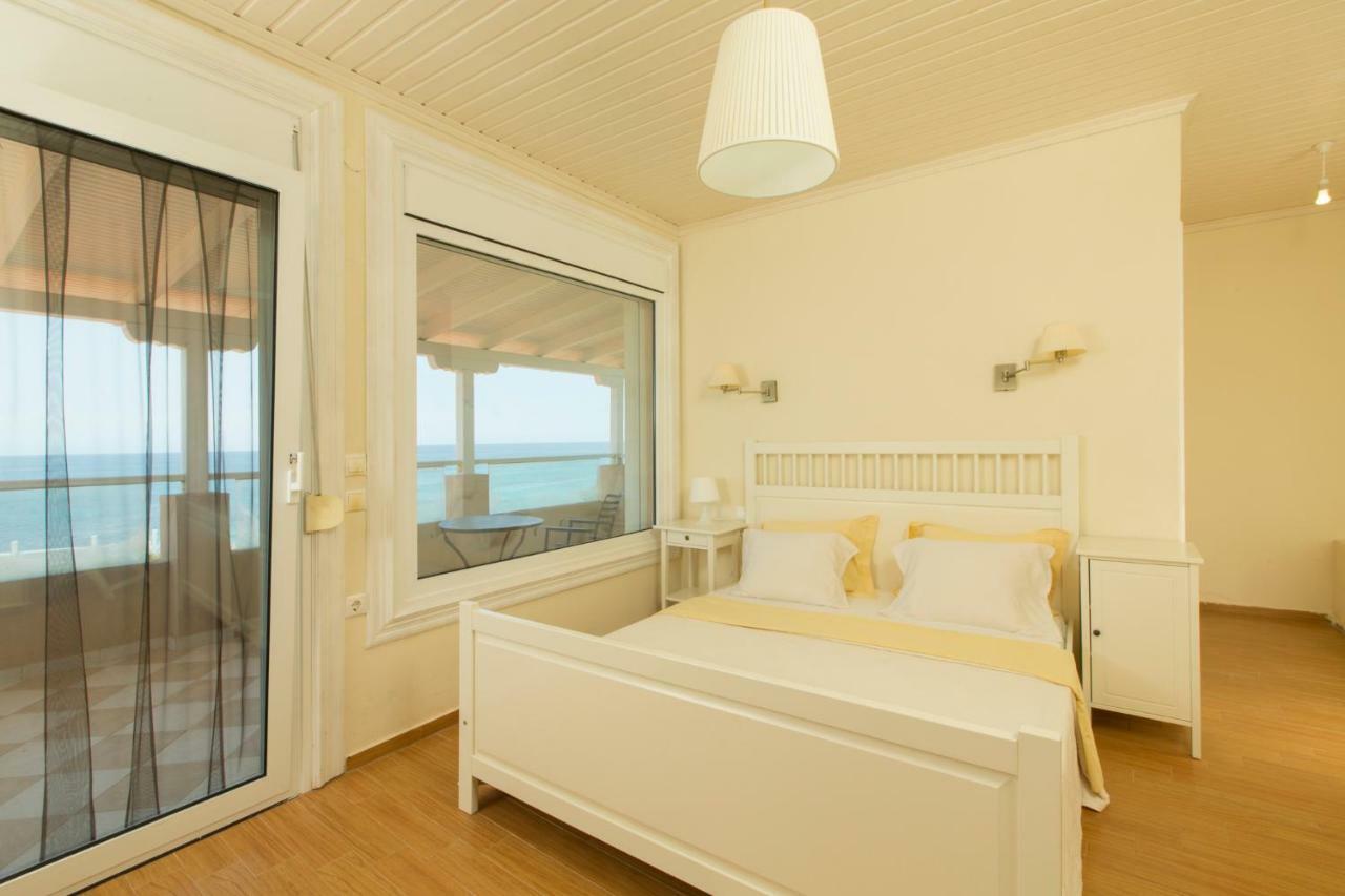 Holiday home Magnificent Seascape On A Secluded