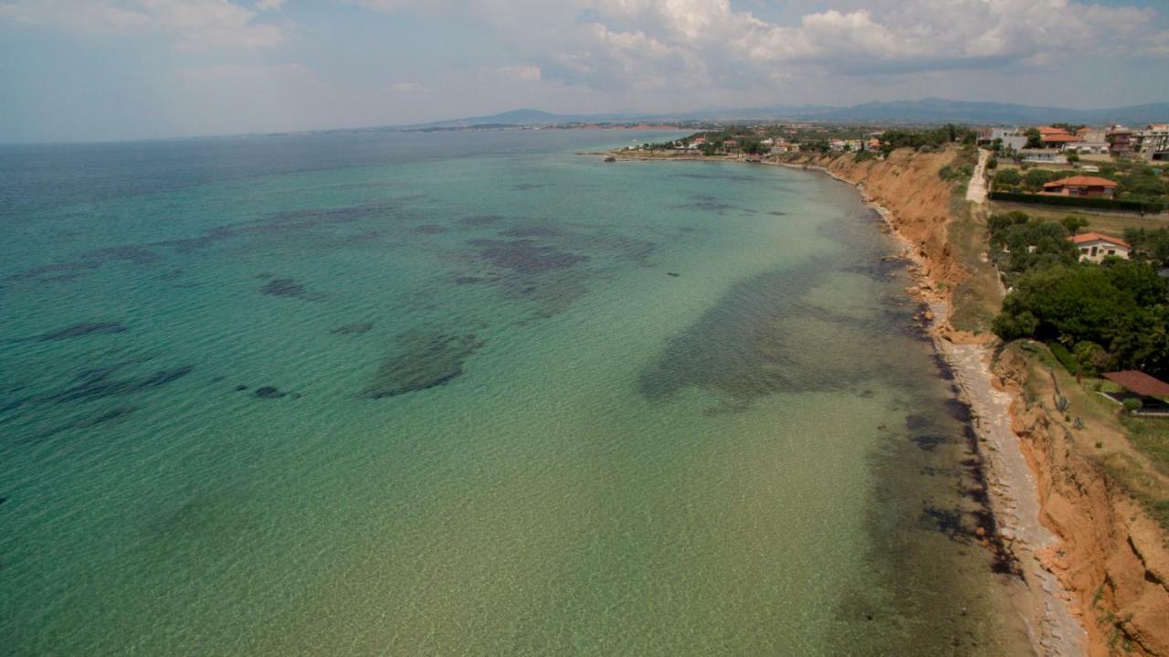 Magnificent Seascape On A Secluded Holiday home *