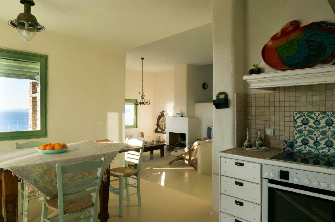Juno Villa *