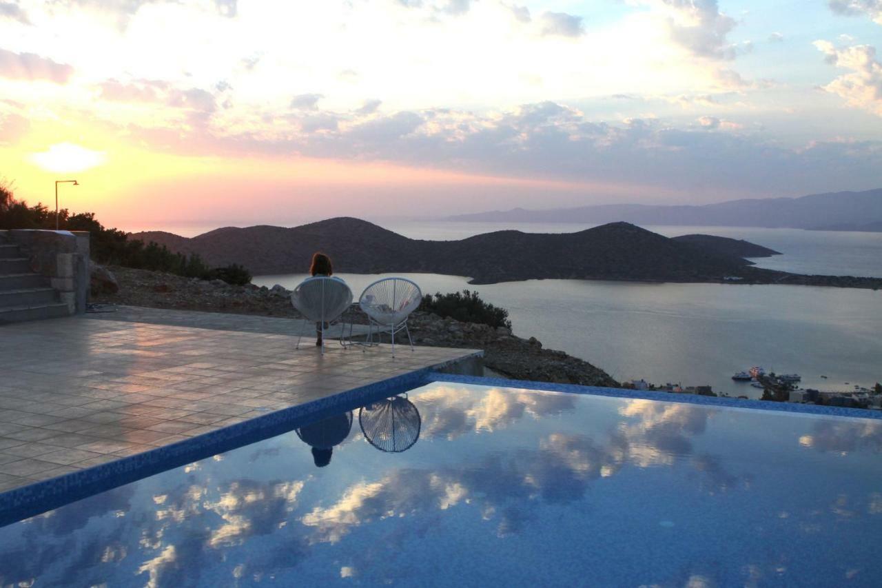 Estee, Luxury With Private Infinity Pool And Jacuzzi