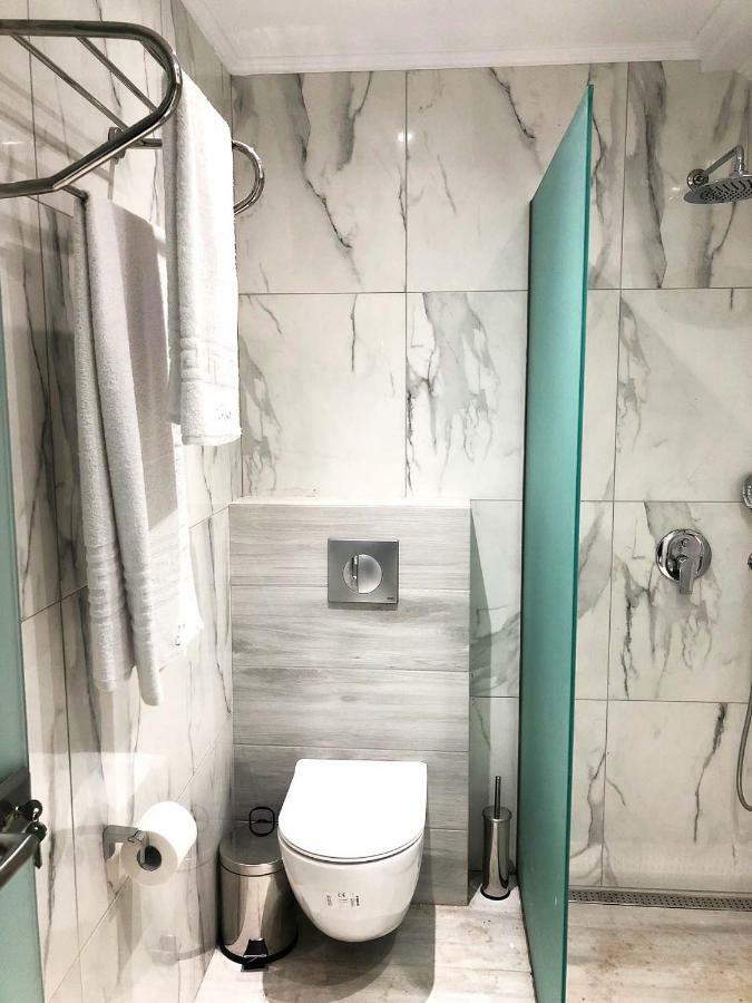 Alrose Apartment