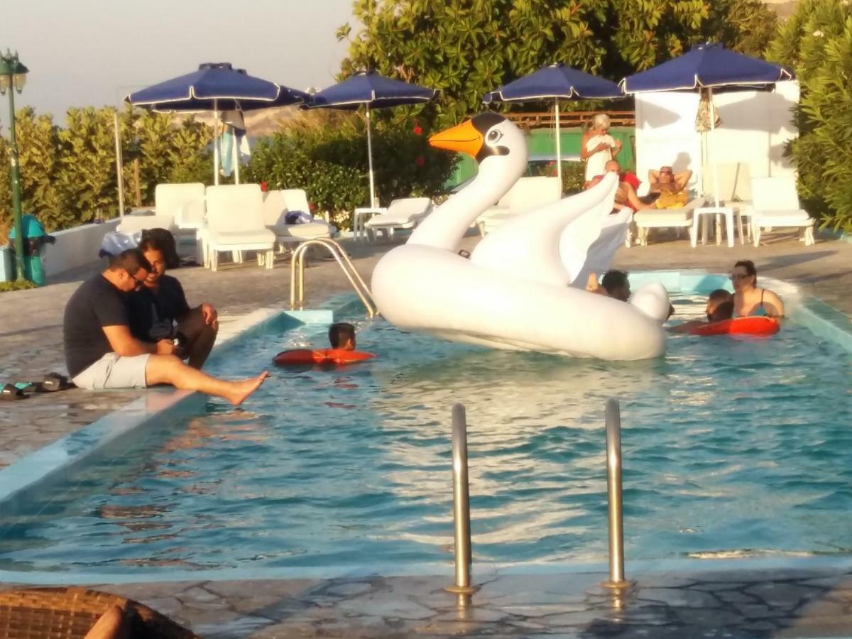 Hotel Haritos - Geothermal Hot Swimming Pool 3*