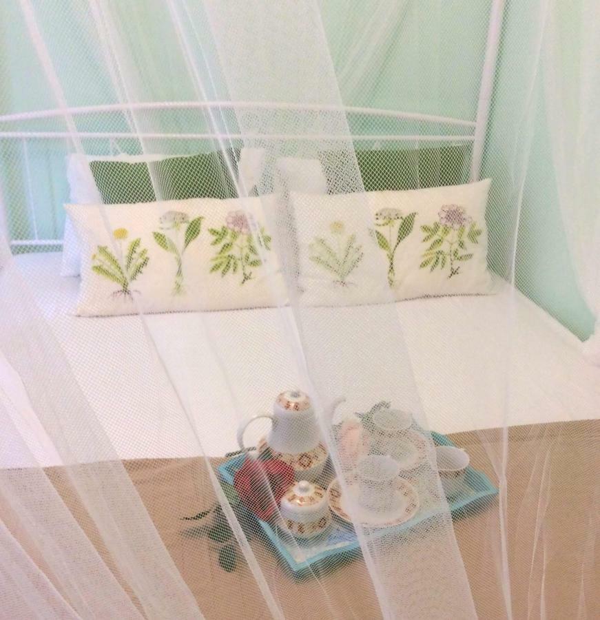 Vintage Place Apartment