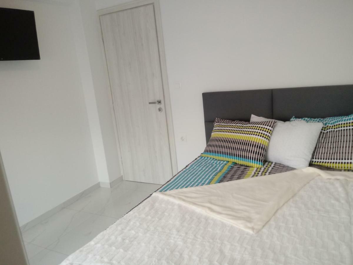 B&a Lux * Paralia Katerinis
