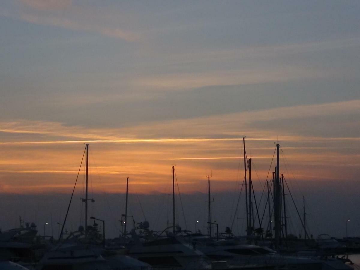 Apartment Sunset Sea View