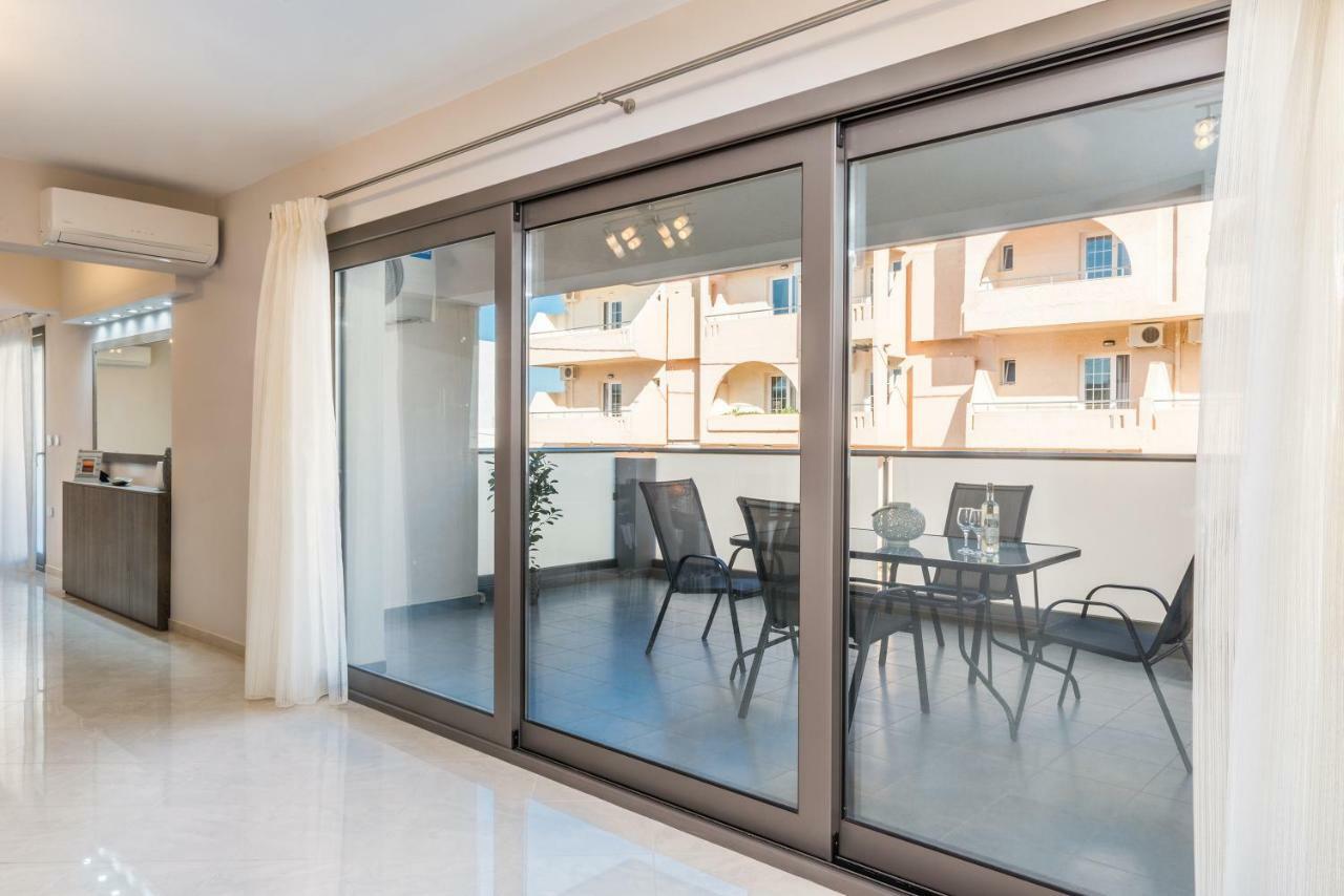 Mimosa Apartment *