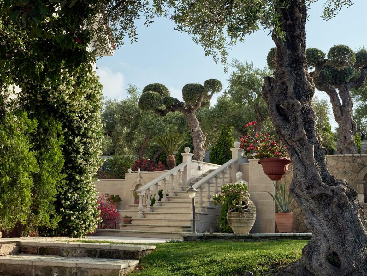 Villa Golden July Luxury