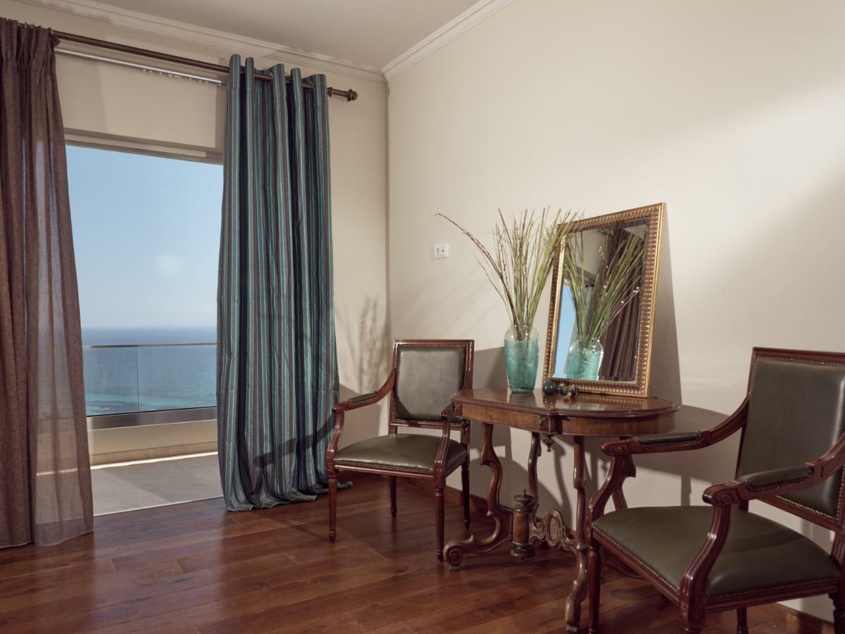 Golden July Luxury Villa Akrotiri (Zakynthos)