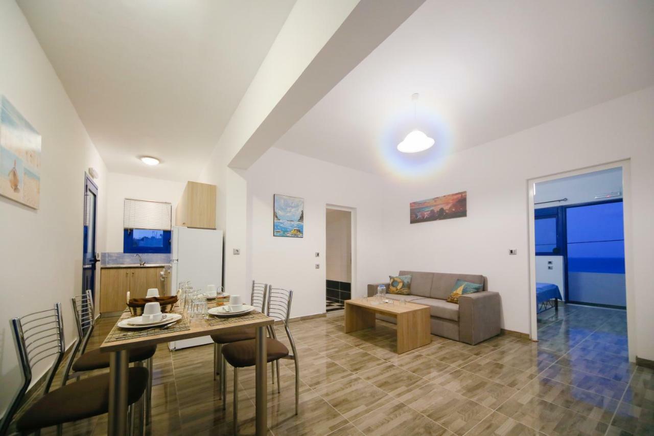 Riva Del Mare Apartment