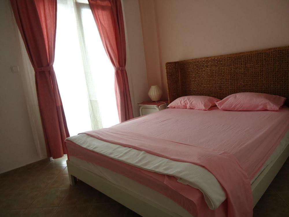 Apartment Plakes *