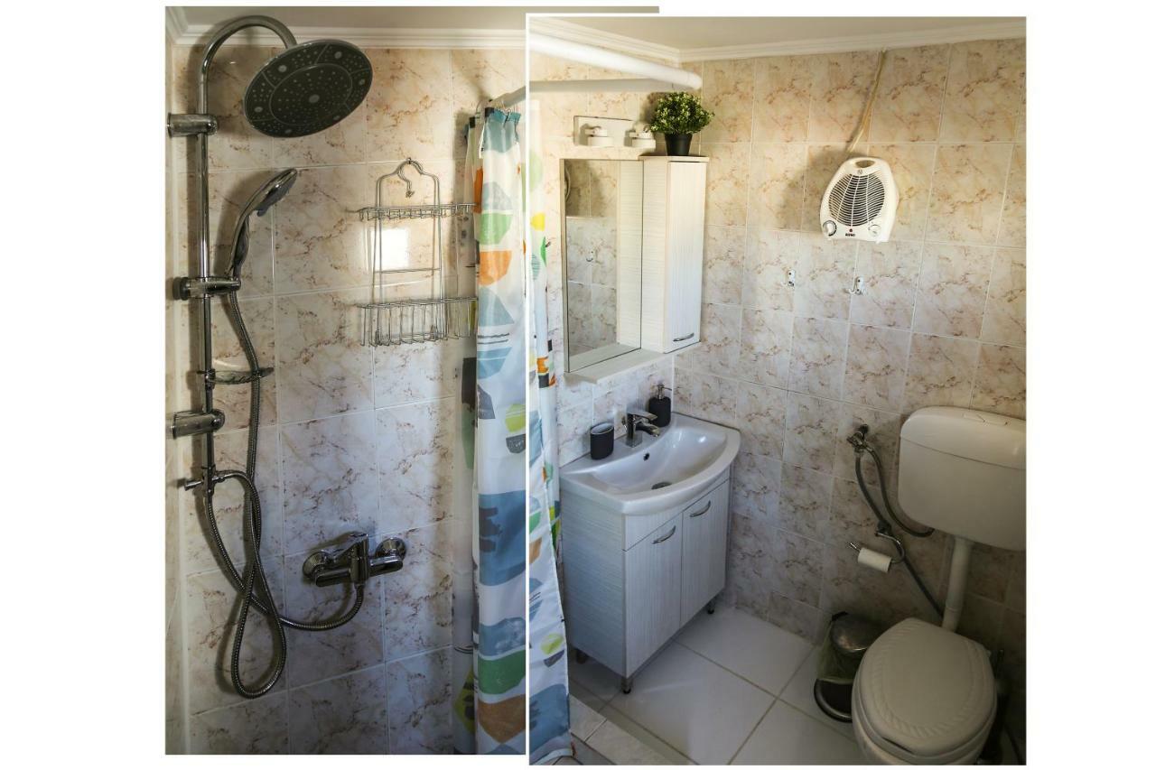 'romeo & Juliet' Cozy With Breathtaking View