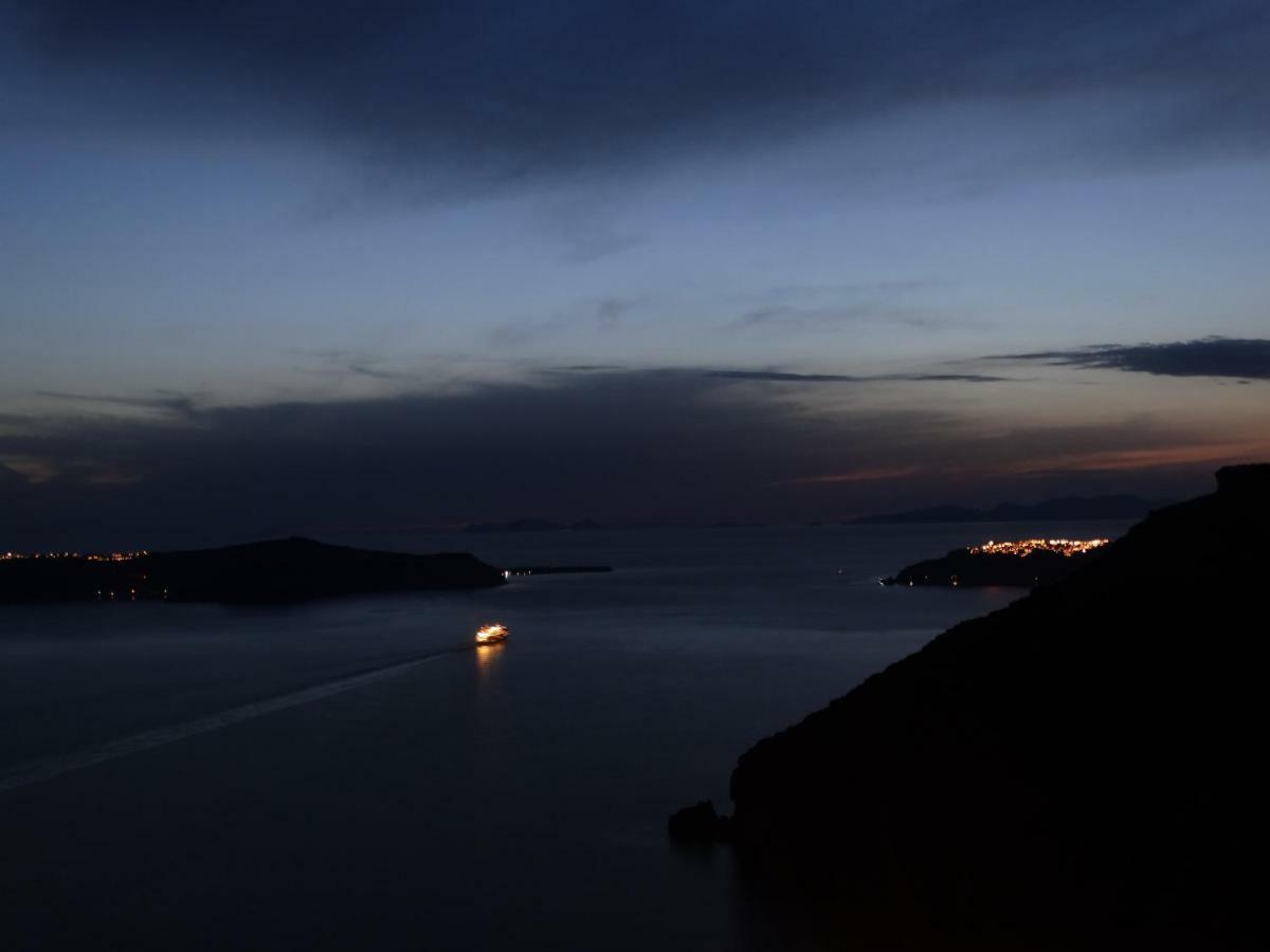 Yposkafo - - Santorini