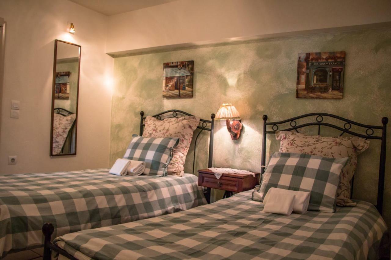 Guest house Country αερικό Karpenisi