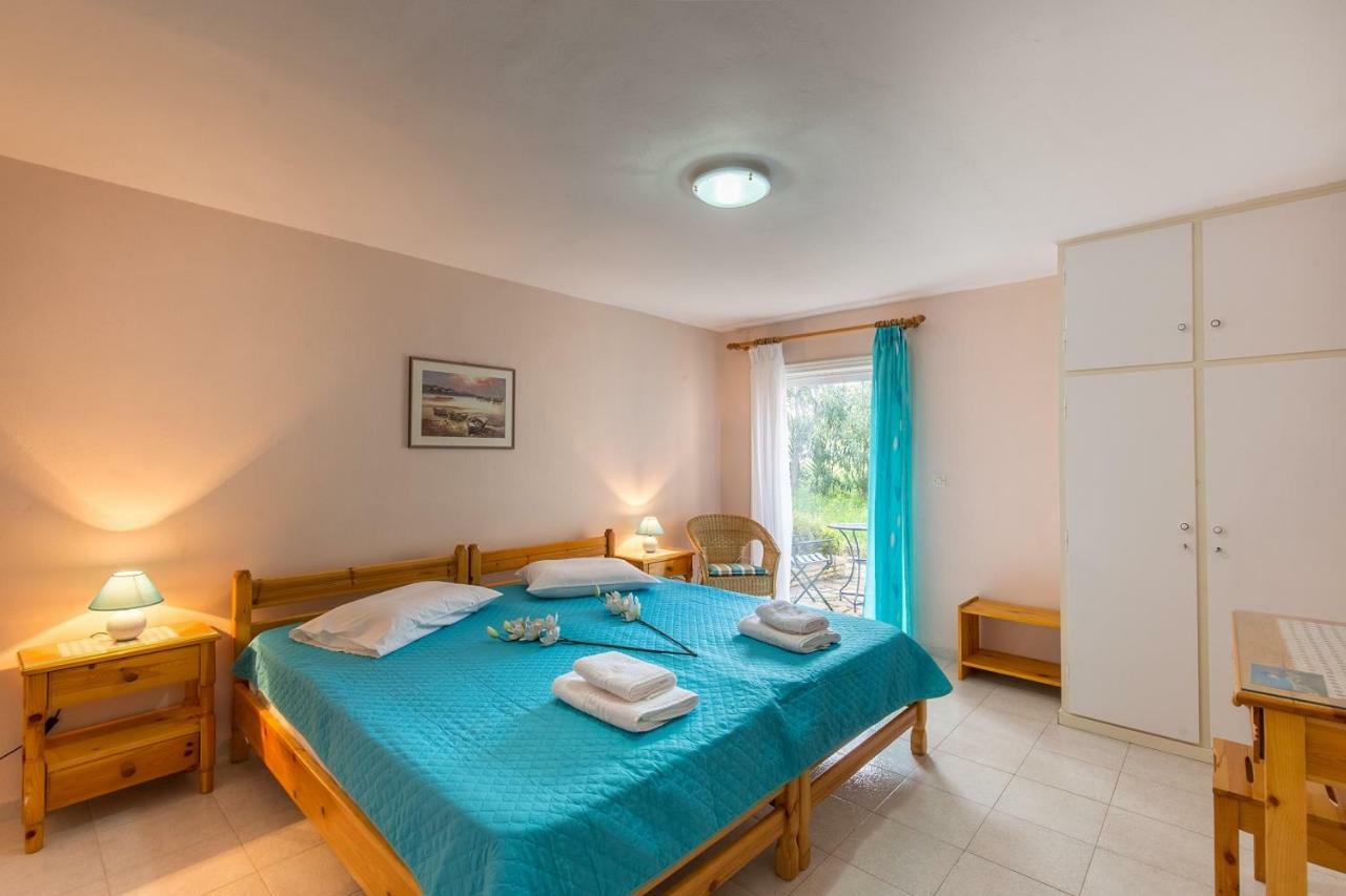 Ormos Drepanou Apartment *