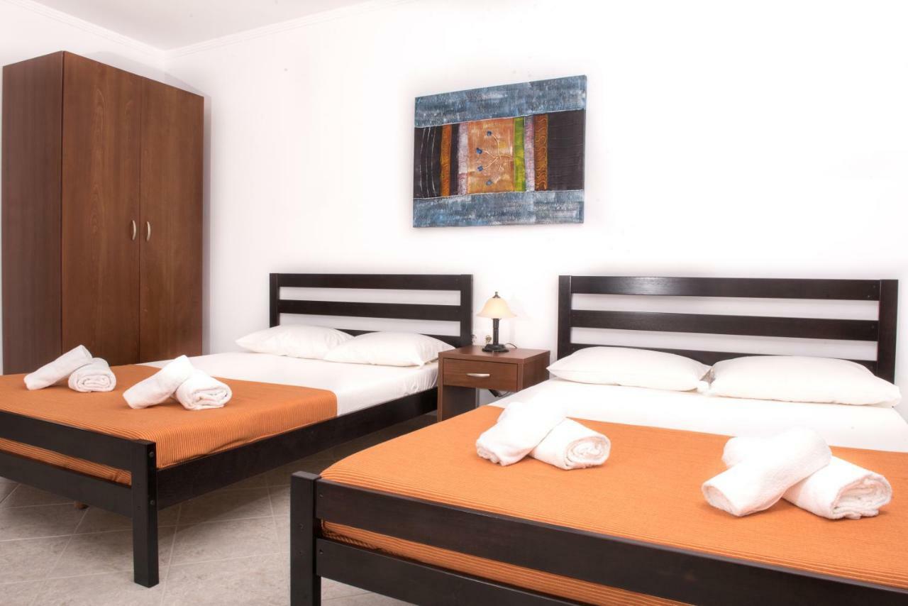Demi Aparthotel *