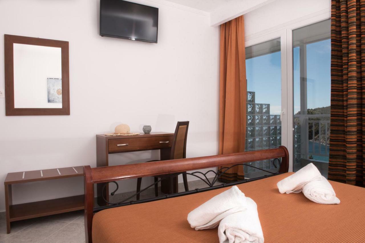 Aparthotel Demi