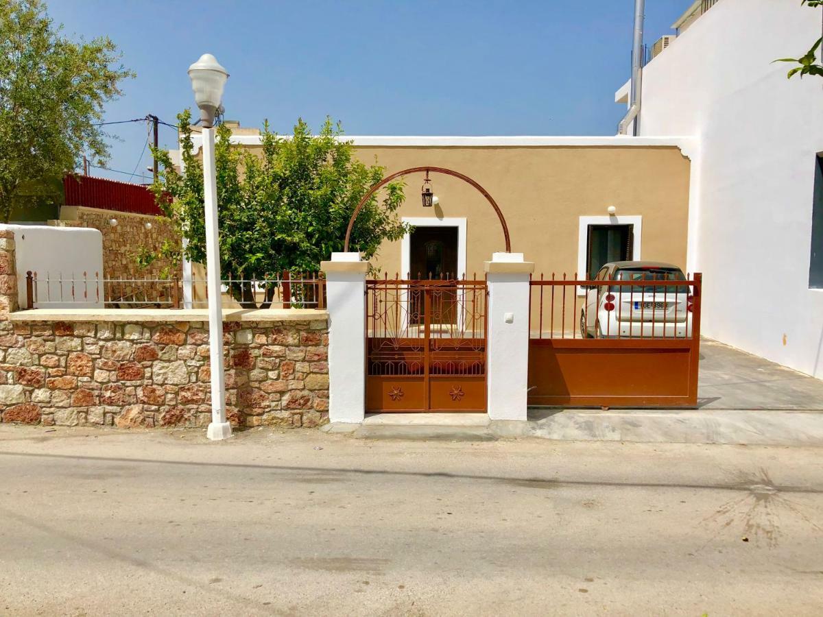 Bekos Traditional House Archangelos (Rhodes)