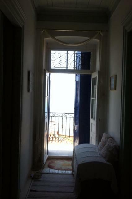 Persefonis View House *