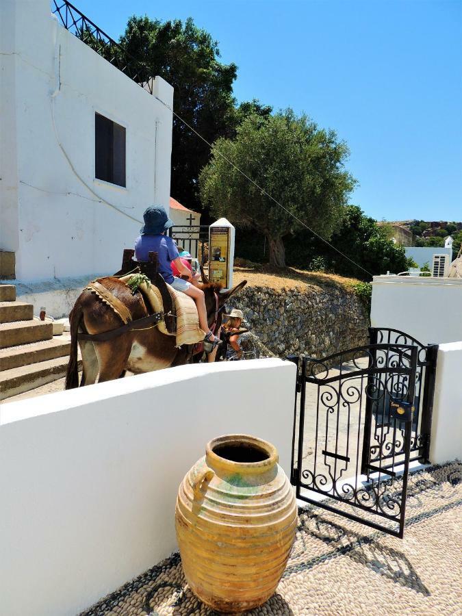 Aktaia Villa *