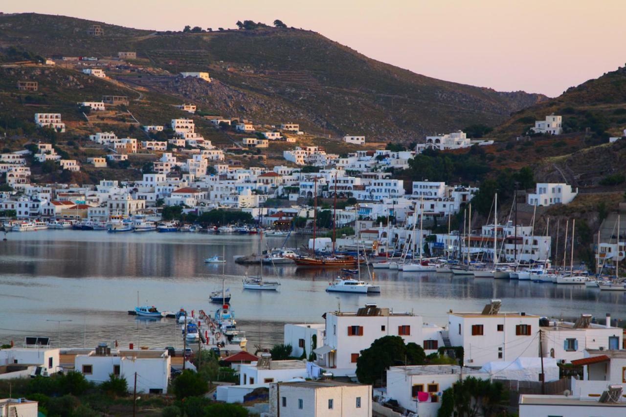 Petridi Maria & Skala (Patmos)