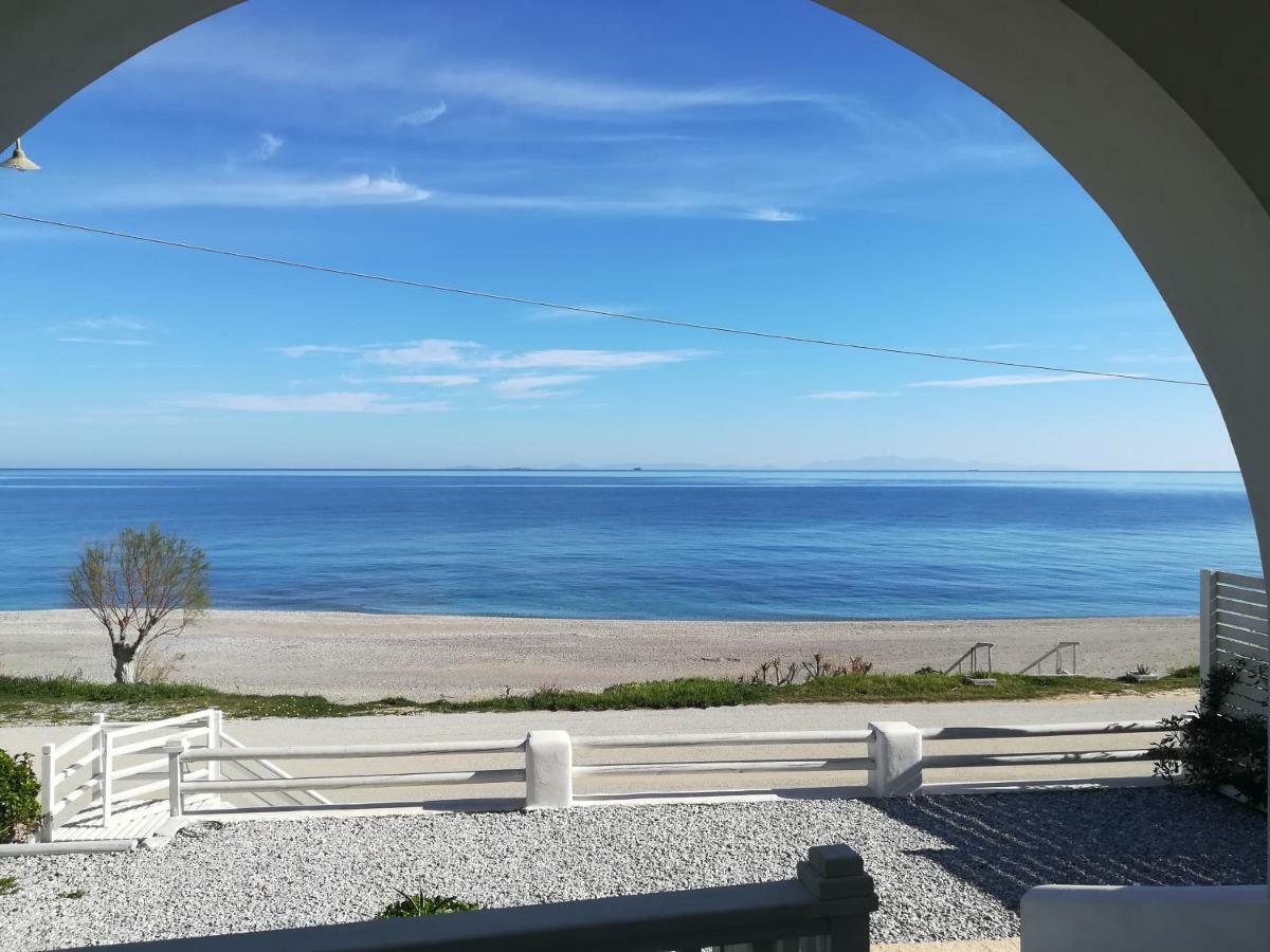 Vagelis Apartment Mourteri
