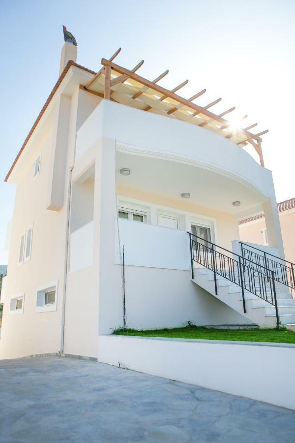 Butterfly Estates Villa Pastida