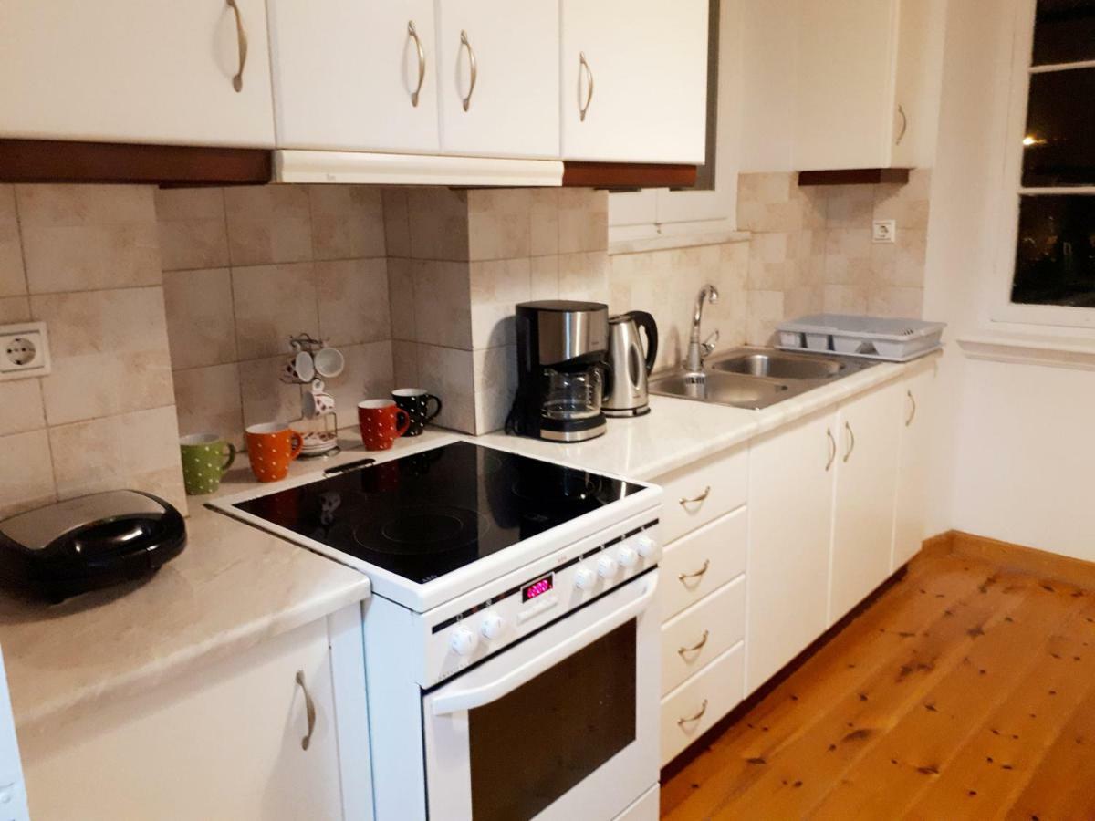Laval Apartment *