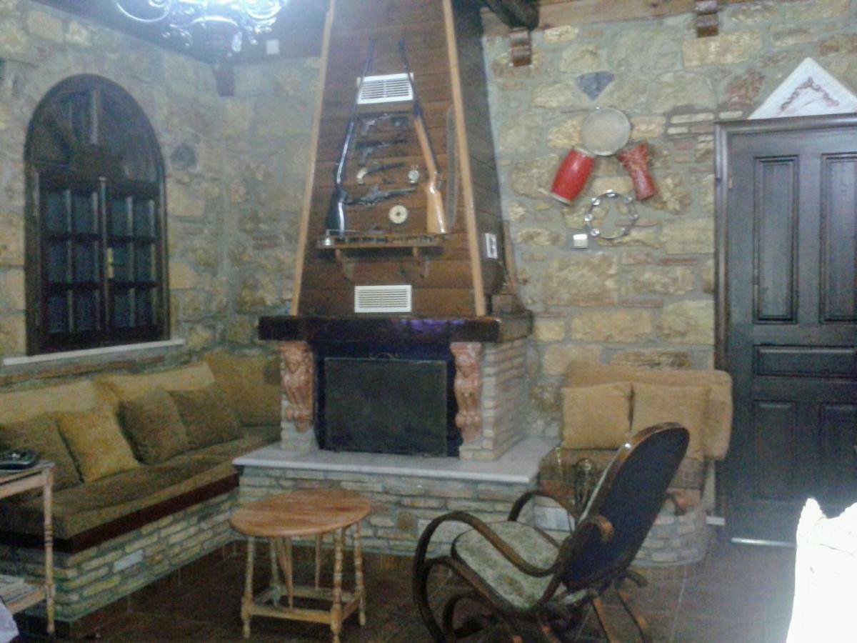 Kalogirou Stone House Limnionas (Central Greece)