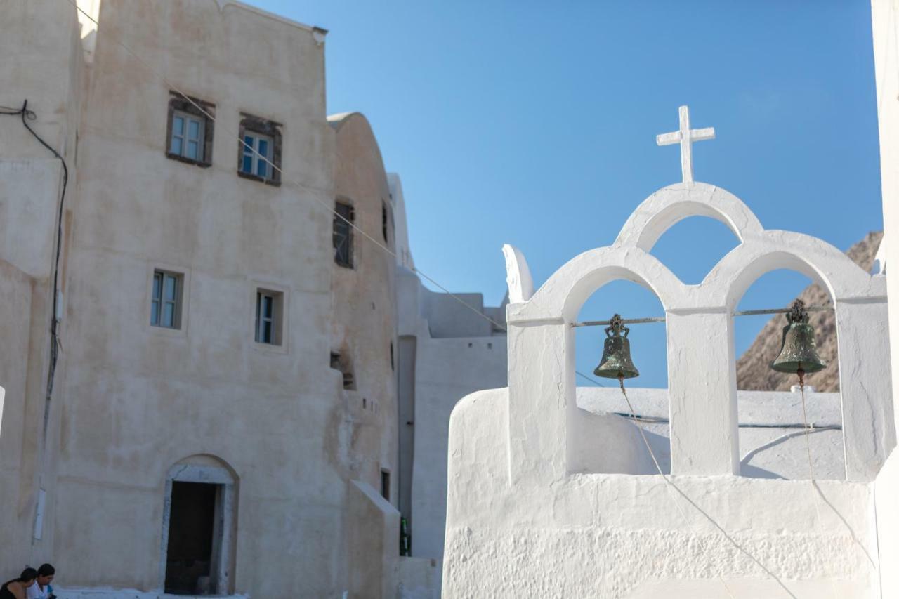 Nalas Emporio (Santorini)