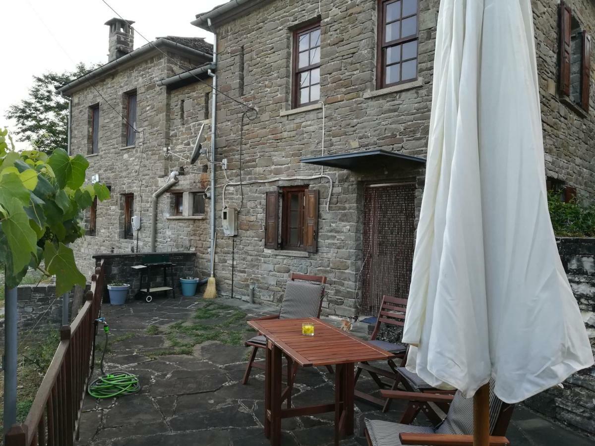 Country house Amanitis Stone House *