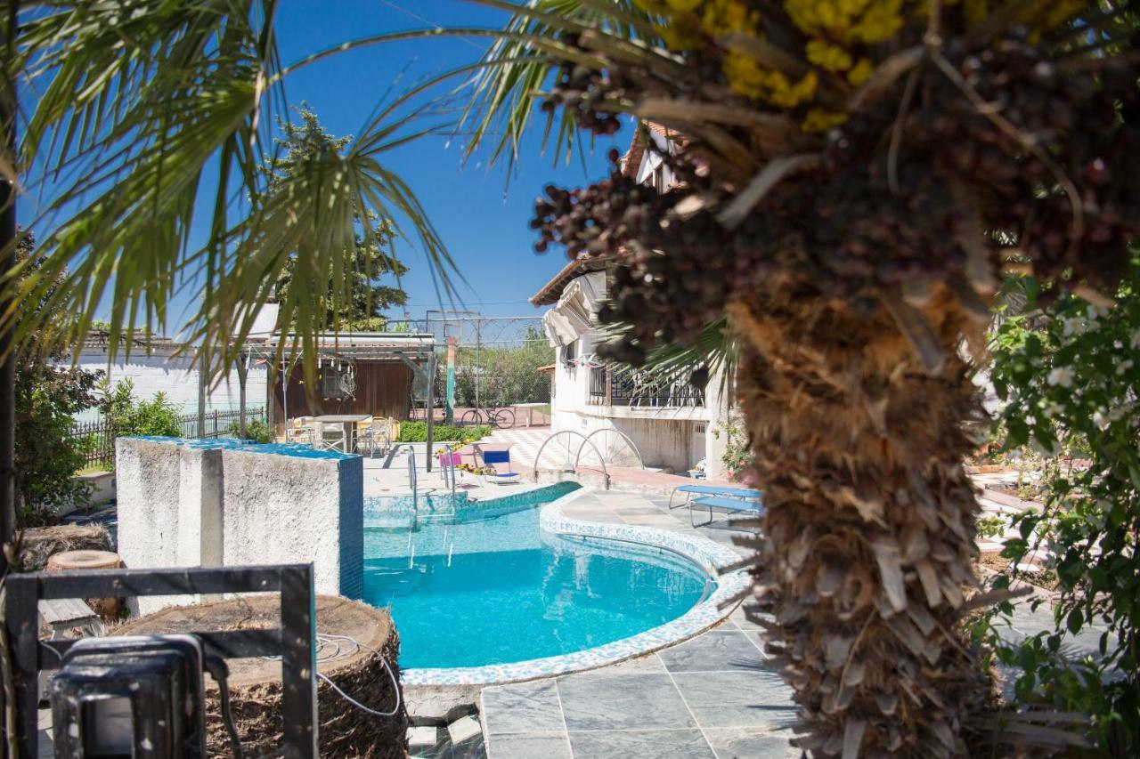 Rural Private Pool, Bbq, Court ,20' Airport Nea Kallikrateia