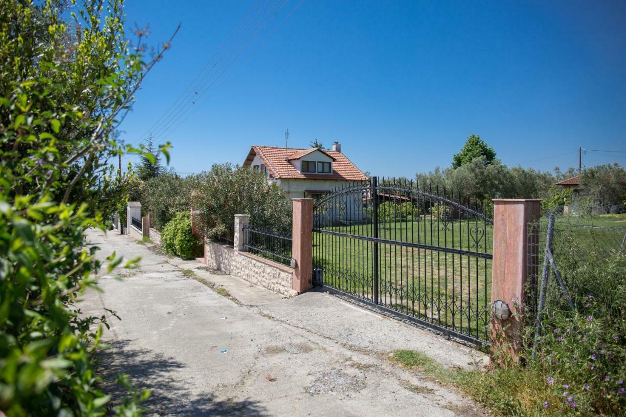 Rural Private Pool, Bbq, Court ,20' Airport * Nea Kallikrateia