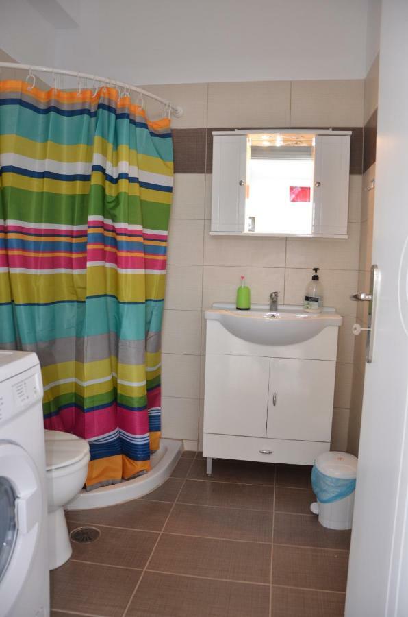 Apartment Helona *