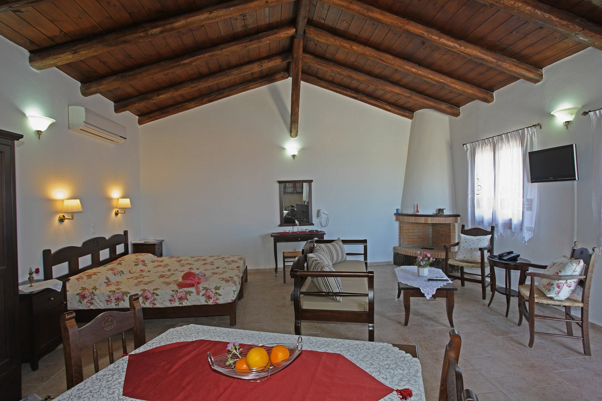 Holiday home Vrachos *