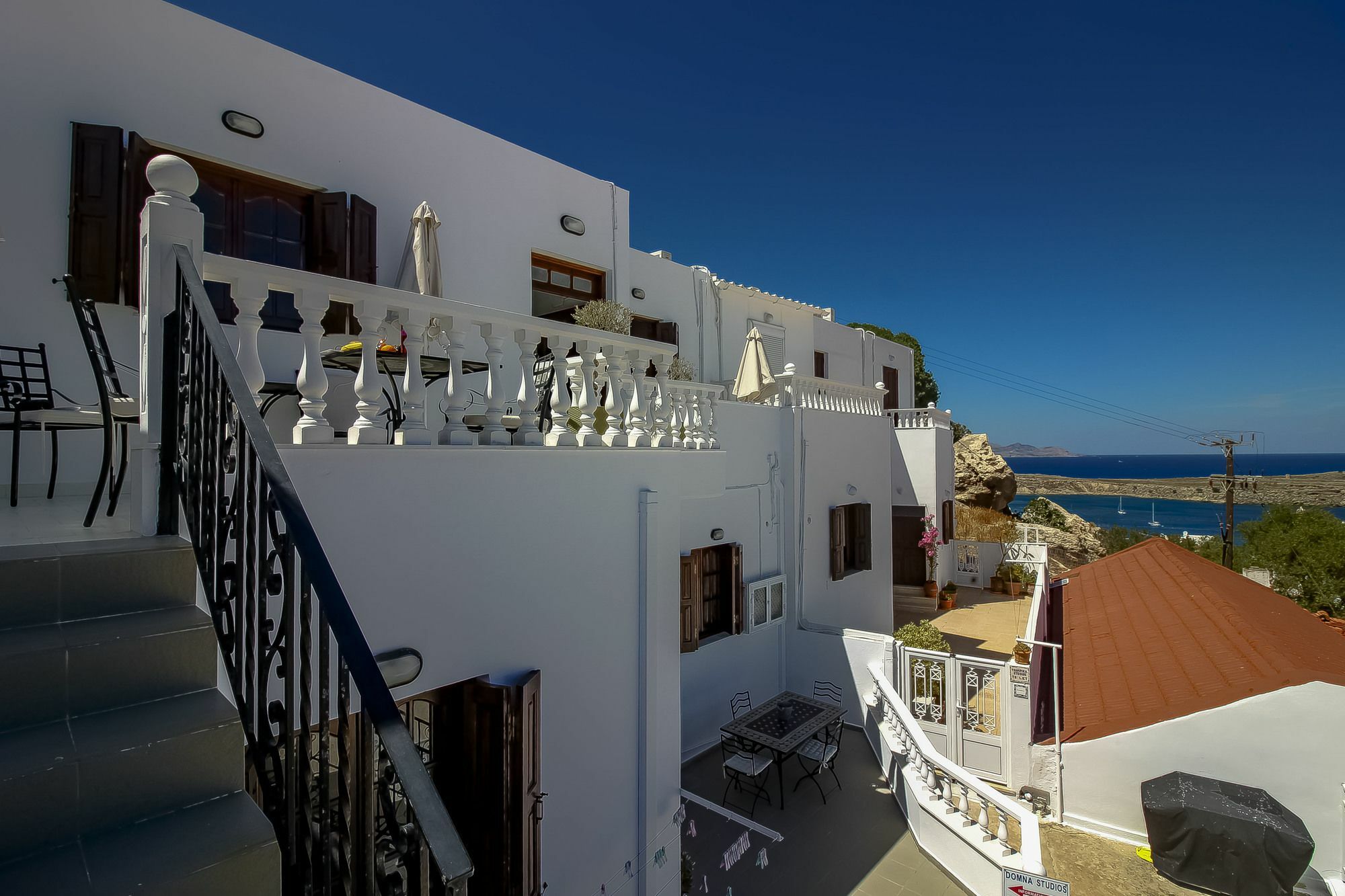 Domna Apartment *