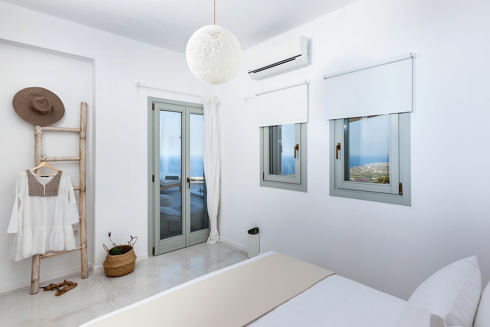 Vinea Santorini