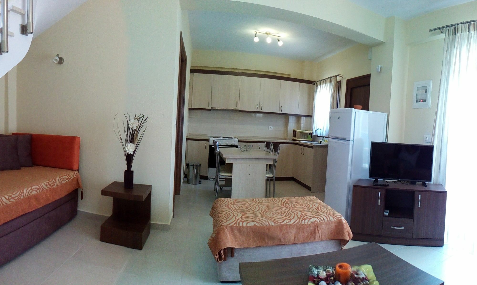 Ianthi Maisonettes * Nea Roda