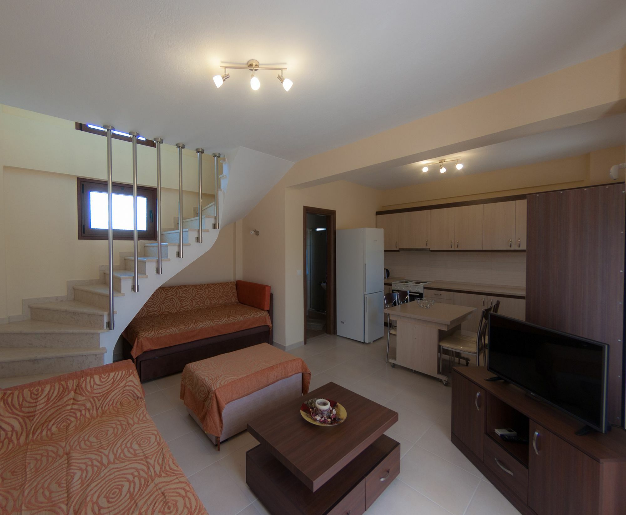 Ianthi Maisonettes Apartment *