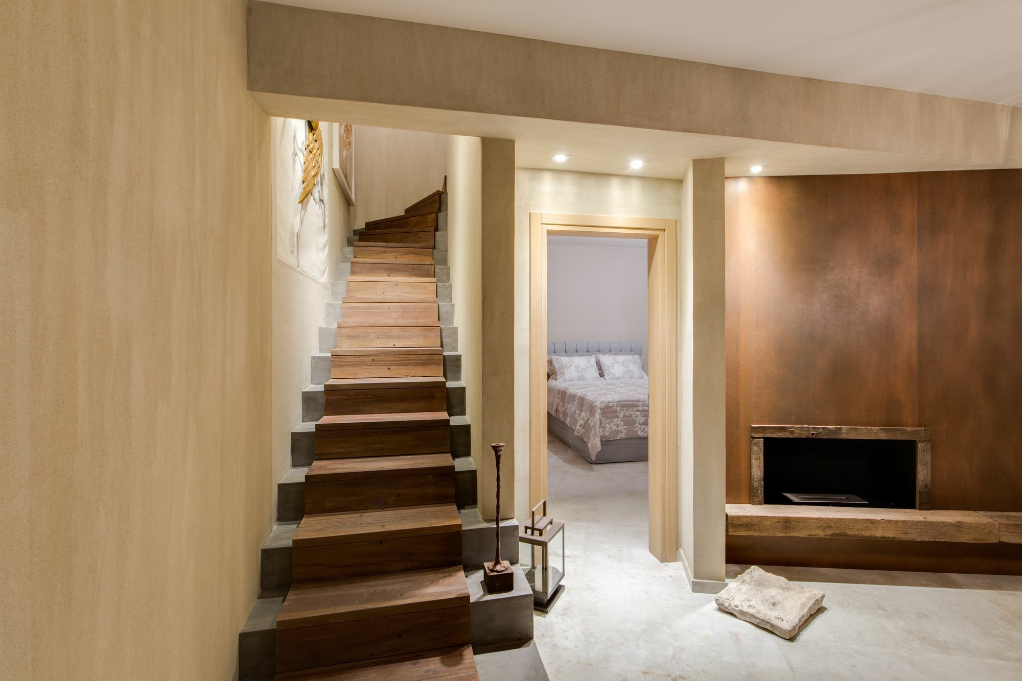 Amaranthine Villa *