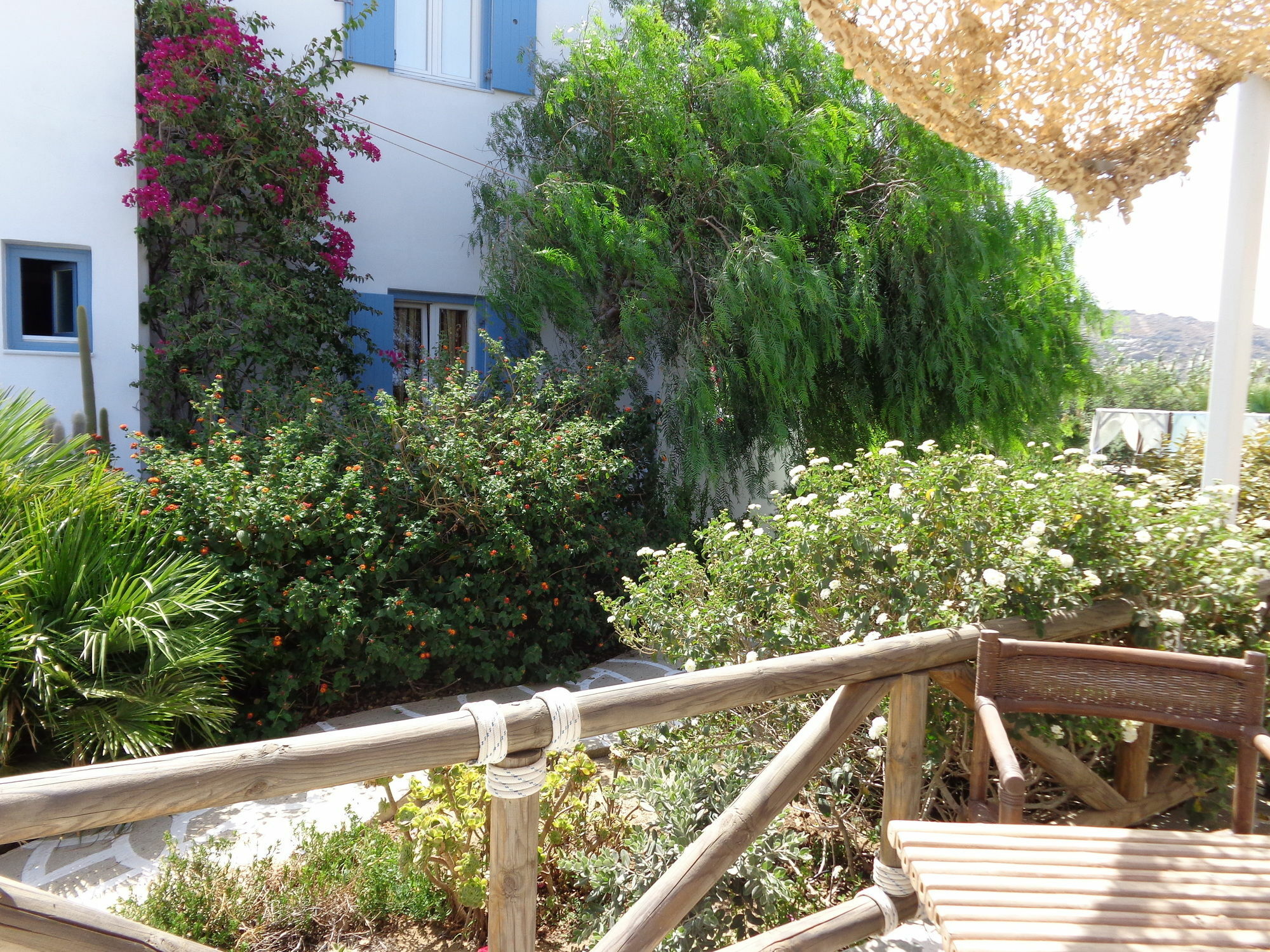Valena Mare & Aparthotel 2*