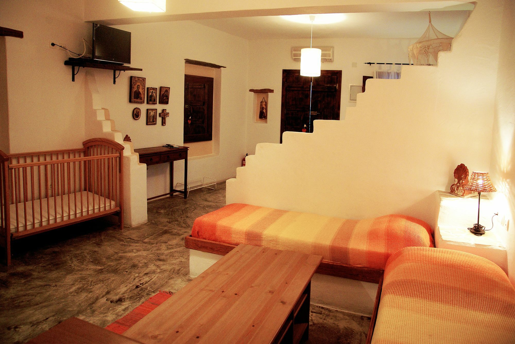 Kalderimi Apartment *