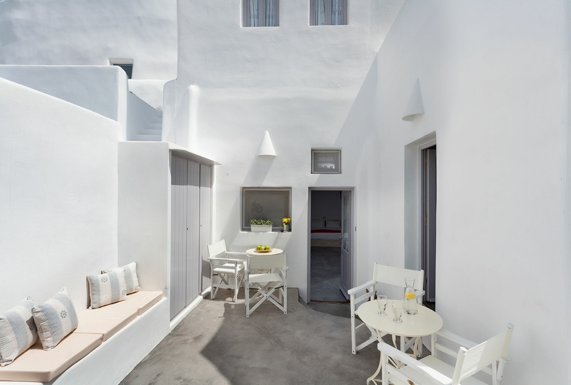 Naftilos Apartment Oia (Santorini)