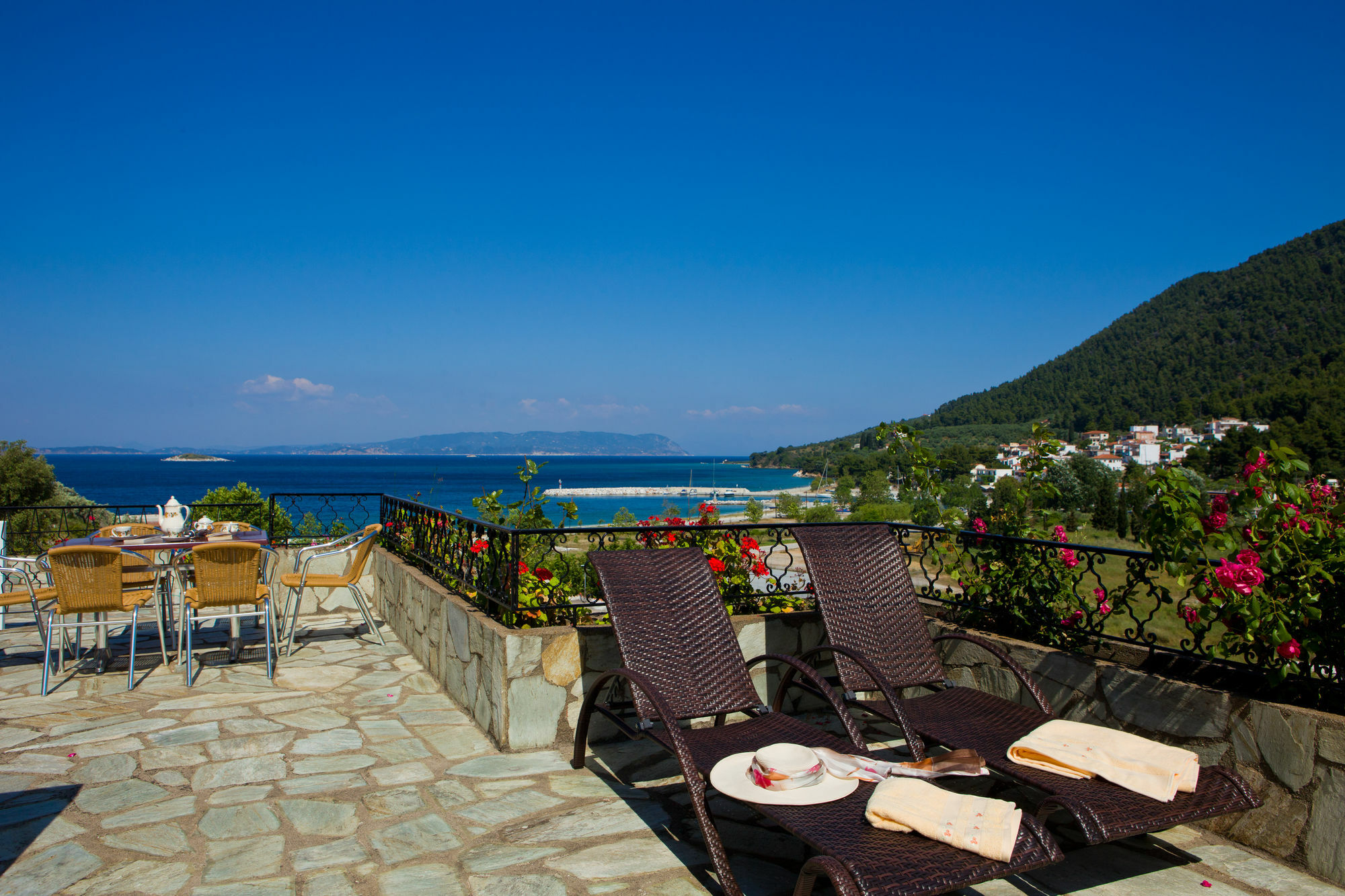 Aparthotel Hovolo 3*