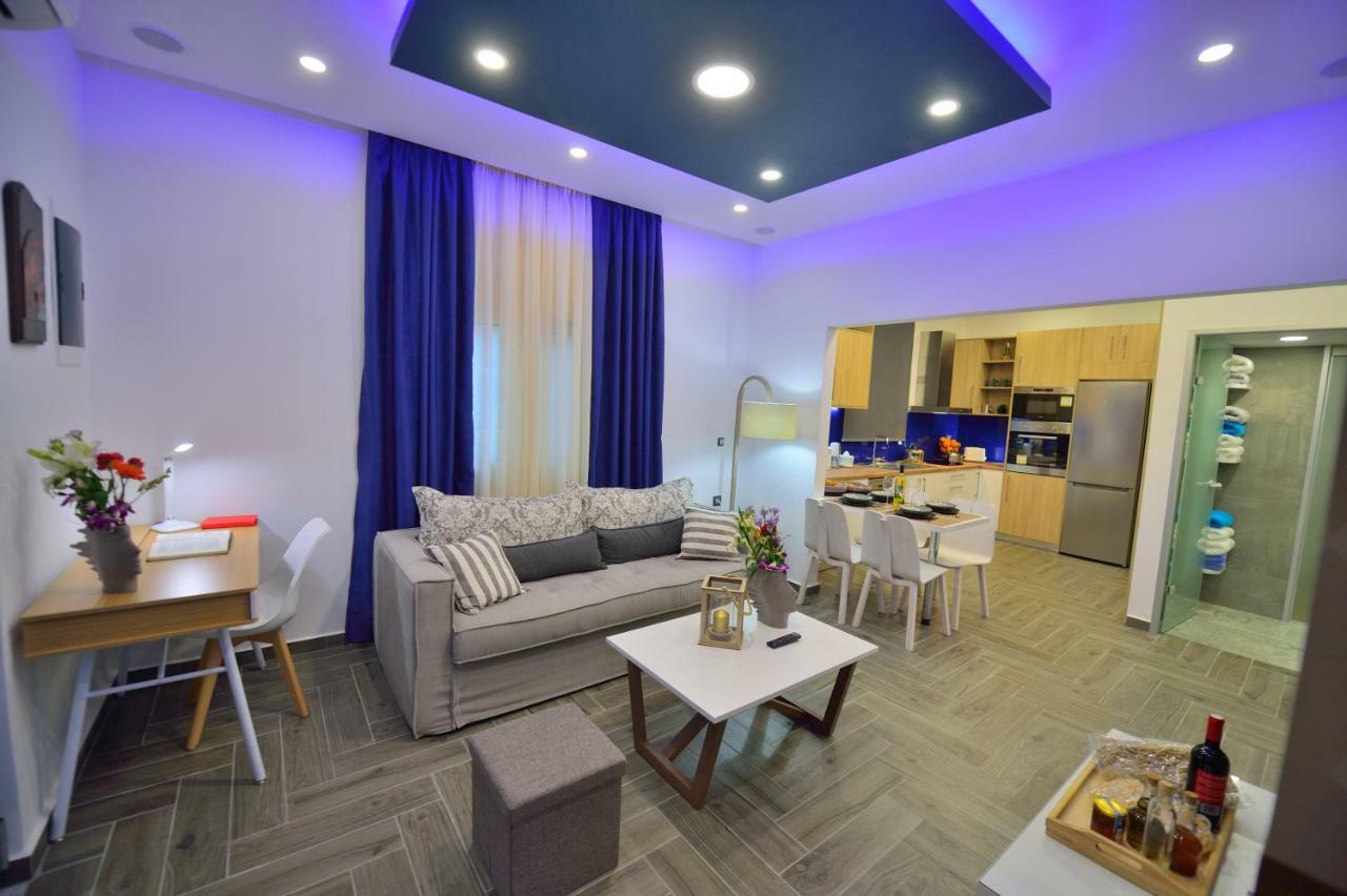 Zafyra Villa *