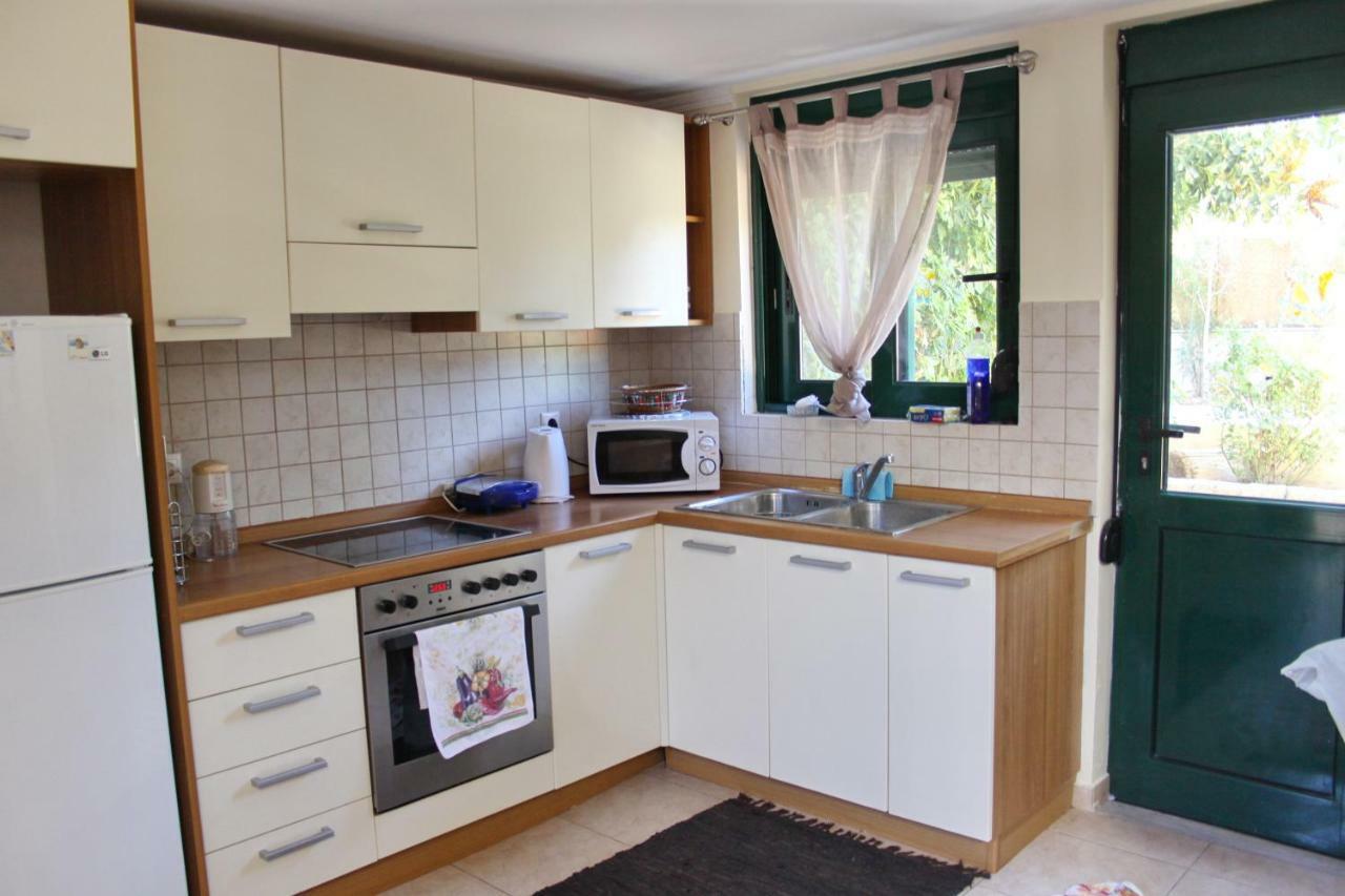 Villa Athina *
