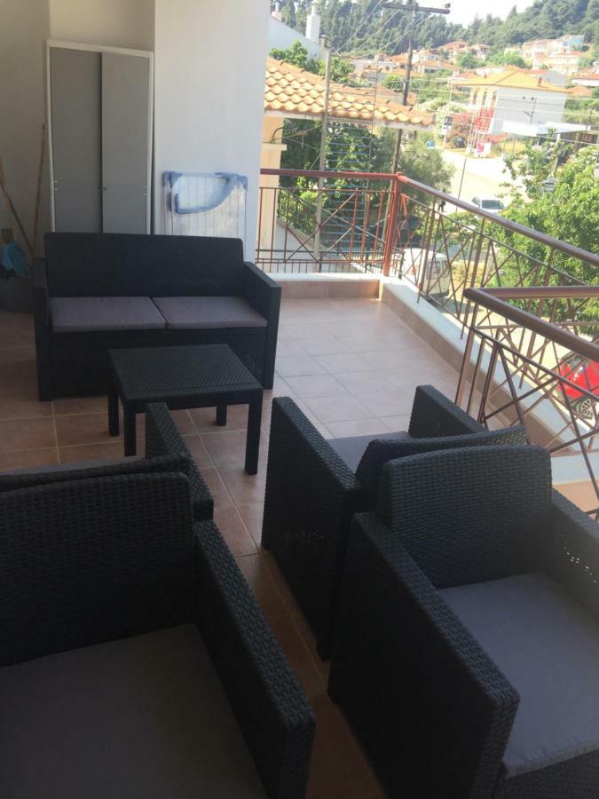Dimis And Efis 1 Apartment