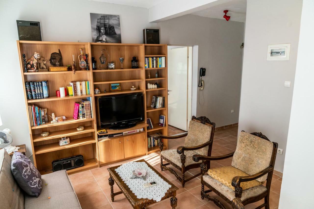 Next To The Sea - Apartment *