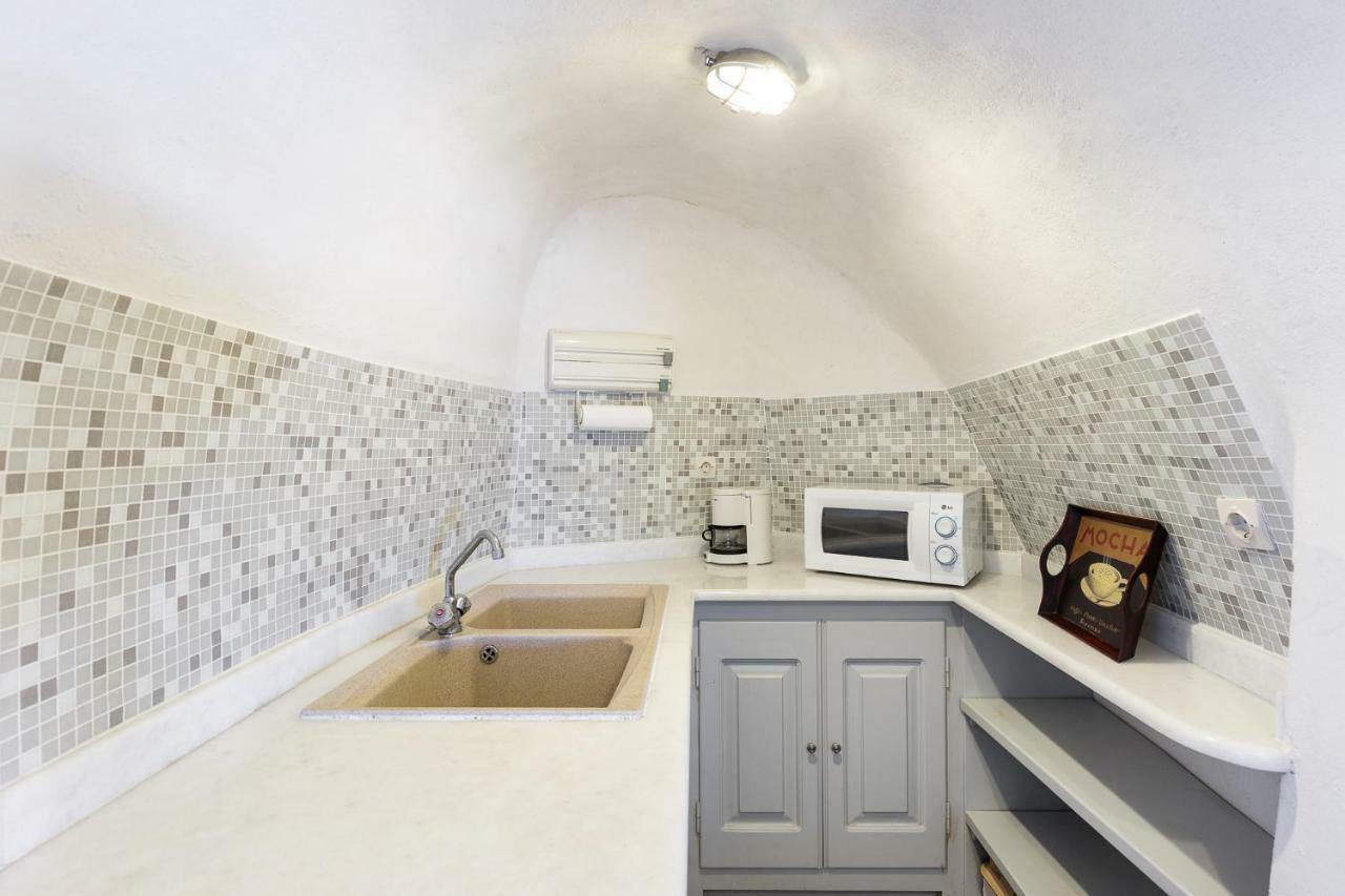 Holiday home Andreas Cultural Cave House In Imerovigli, Santorini