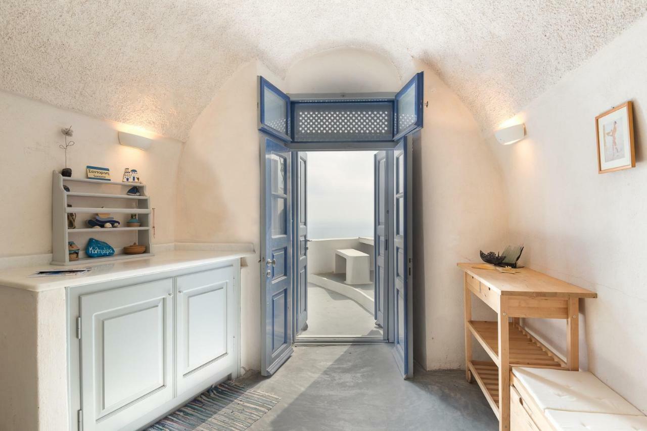 Andreas Cultural Cave House In Imerovigli, Santorini Holiday home